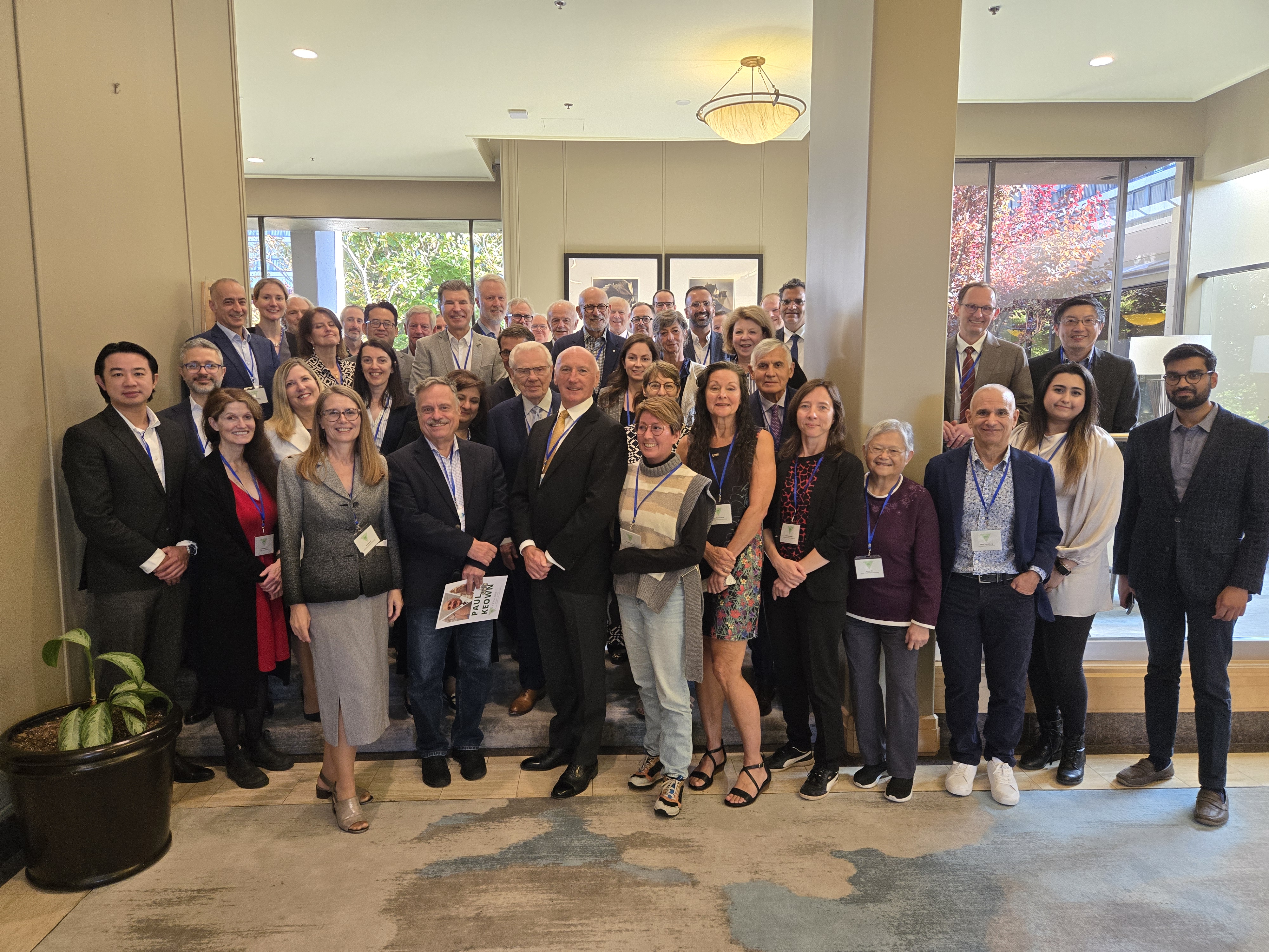 photo of Paul and Janet Keown in the audience
